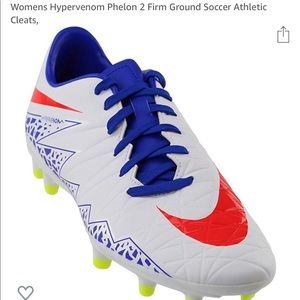 Nike Women’s Hypervenom Soccer Cleats Size 9
